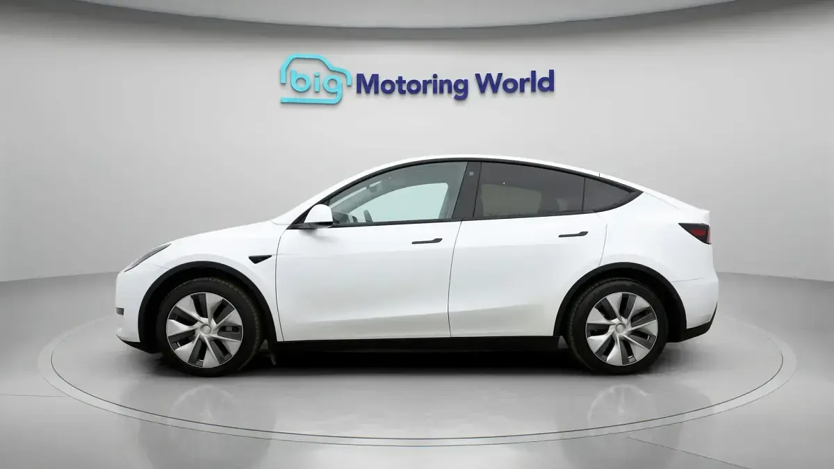 Używany Tesla Model Y RWD 250 kW (340 KM) 2023 SUV