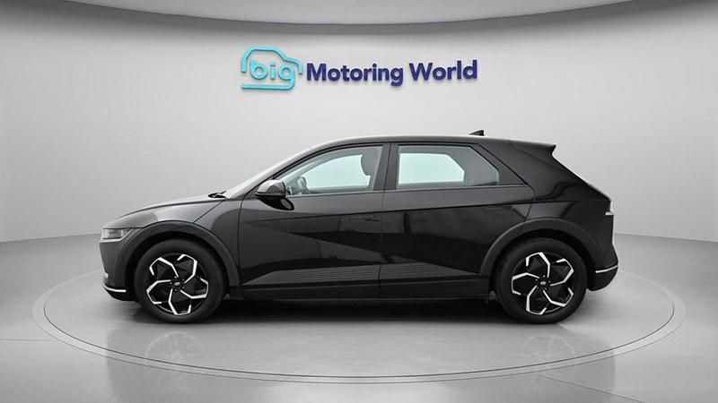 Used Hyundai Ioniq SE 125 kW (170 HP) 2023 Hatchback