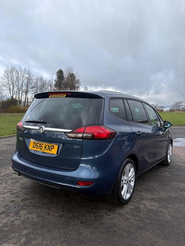 Used Vauxhall Zafira SRi 2016 Blue MPV