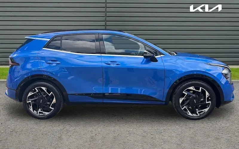 Used Kia Sportage GT-Line 159 HP (116 kW) 2024 Blue SUV