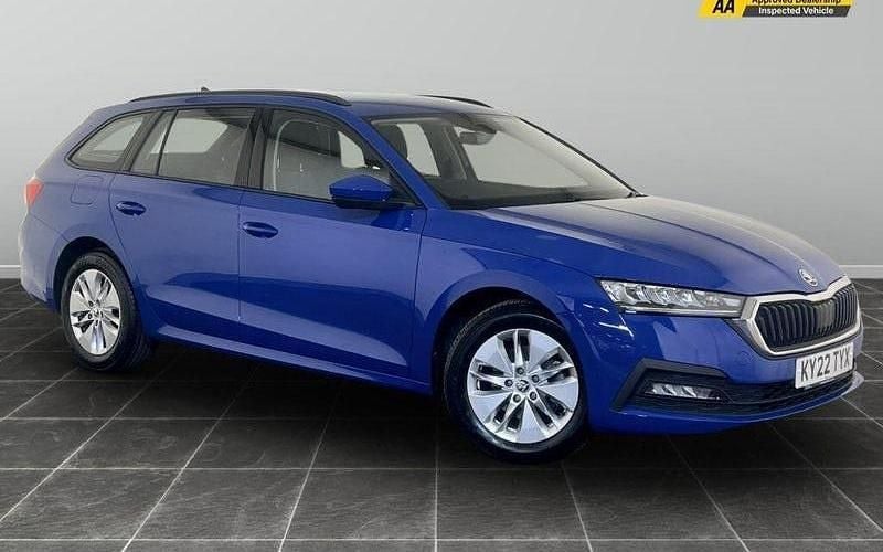 Used 2024 Skoda Octavia SE Technology Estate | £14,395 (Good price) - Image 1/2