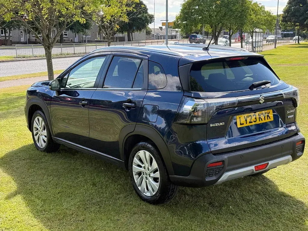 Used Suzuki SX4 S-Cross 129 HP (94 kW) 2023 Blue SUV