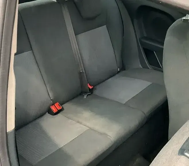Używany Ford Fiesta 96 KM (70 kW) 2010 Czarny Hatchback