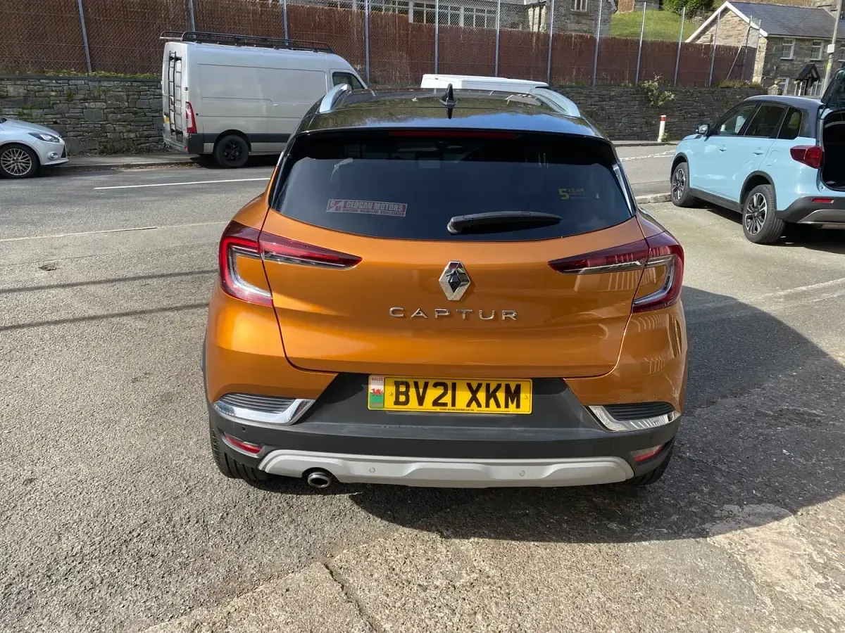 Used Renault Captur Version S 2021 Orange SUV