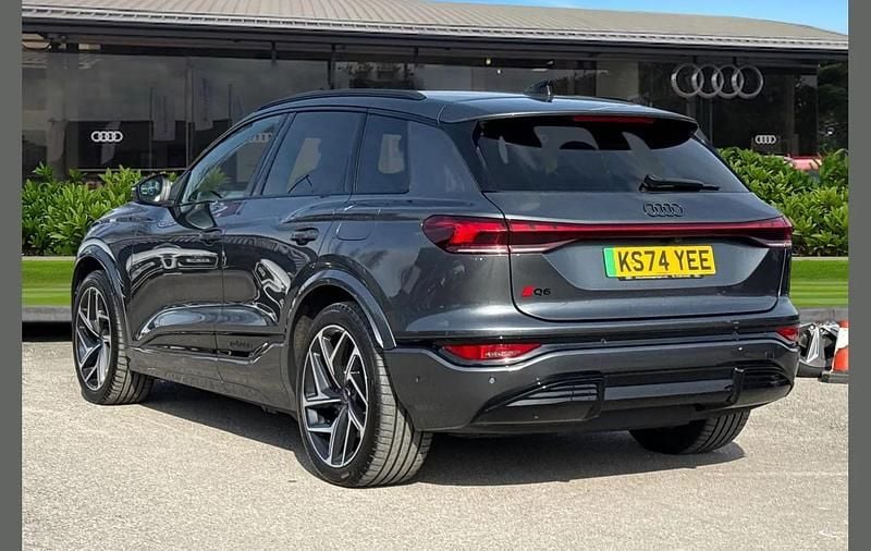 Used Audi Q6 e-tron Advanced 284 kW (387 HP) 2024 Grey SUV