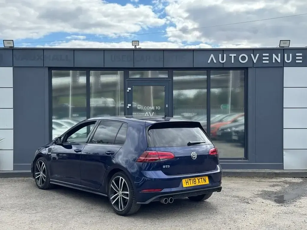 Używany VW Golf VII GTD 184 KM (135 kW) 2018 Niebieski Hatchback