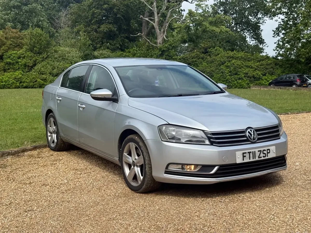 Used VW Passat SE 2011 Silver Sedan