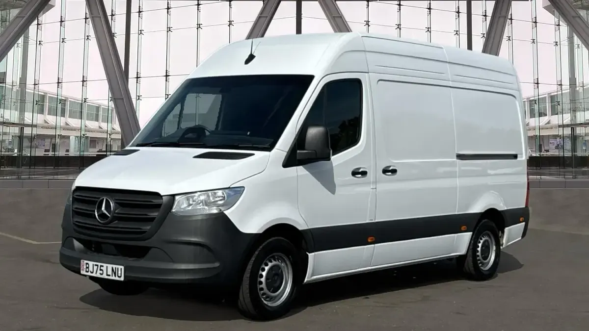 Used Mercedes Sprinter 150 HP (110 kW) 2025 White Van