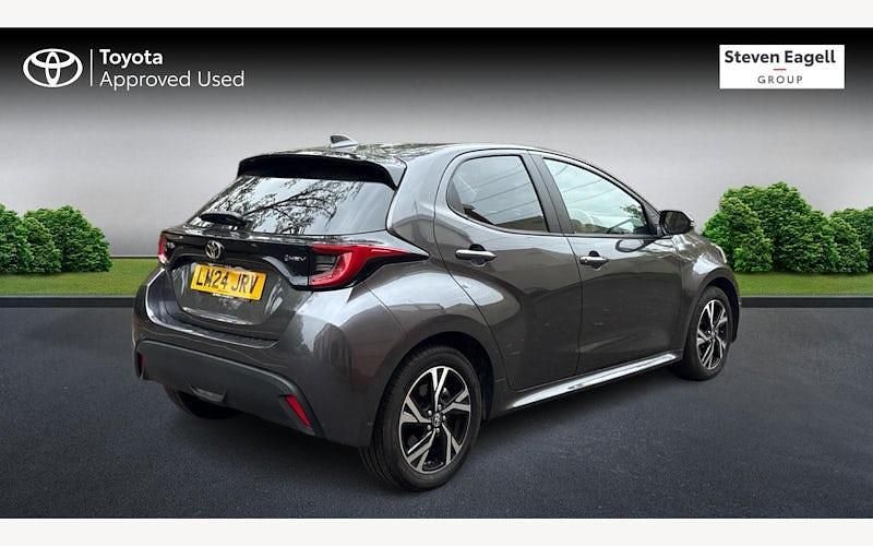 Used Toyota Yaris Hybrid Design 116 HP (85 kW) 2025 Hatchback