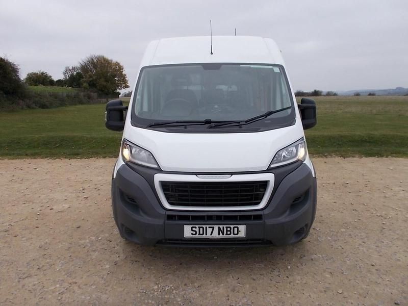 Used Peugeot Boxer 2017 White Van