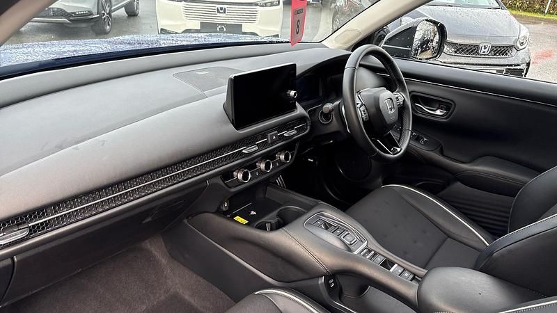 Used Honda ZR-V Hybrid 184 HP (135 kW) 2025 SUV