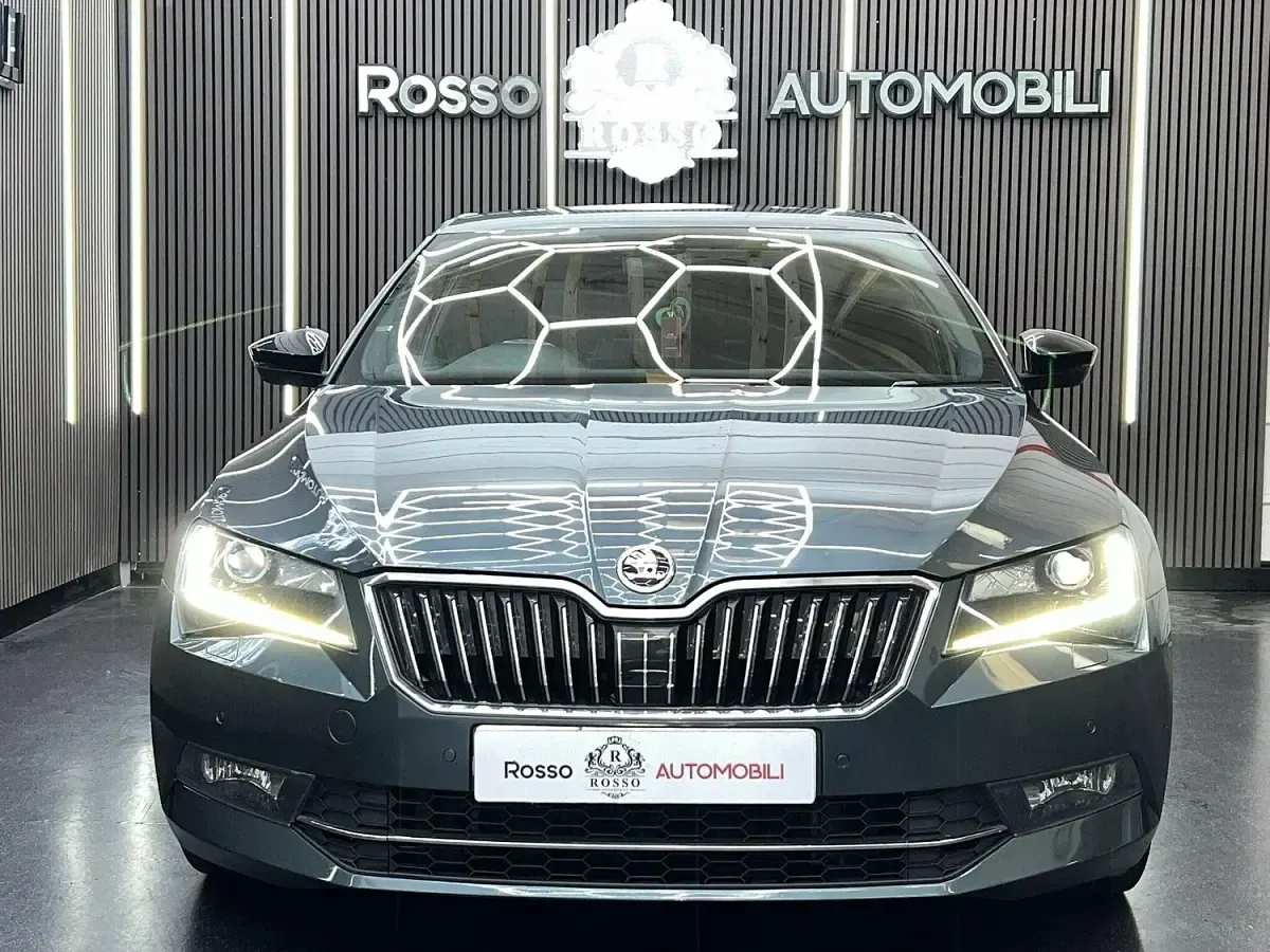 Used Skoda Superb SportlinePlus 2019 Grey Hatchback