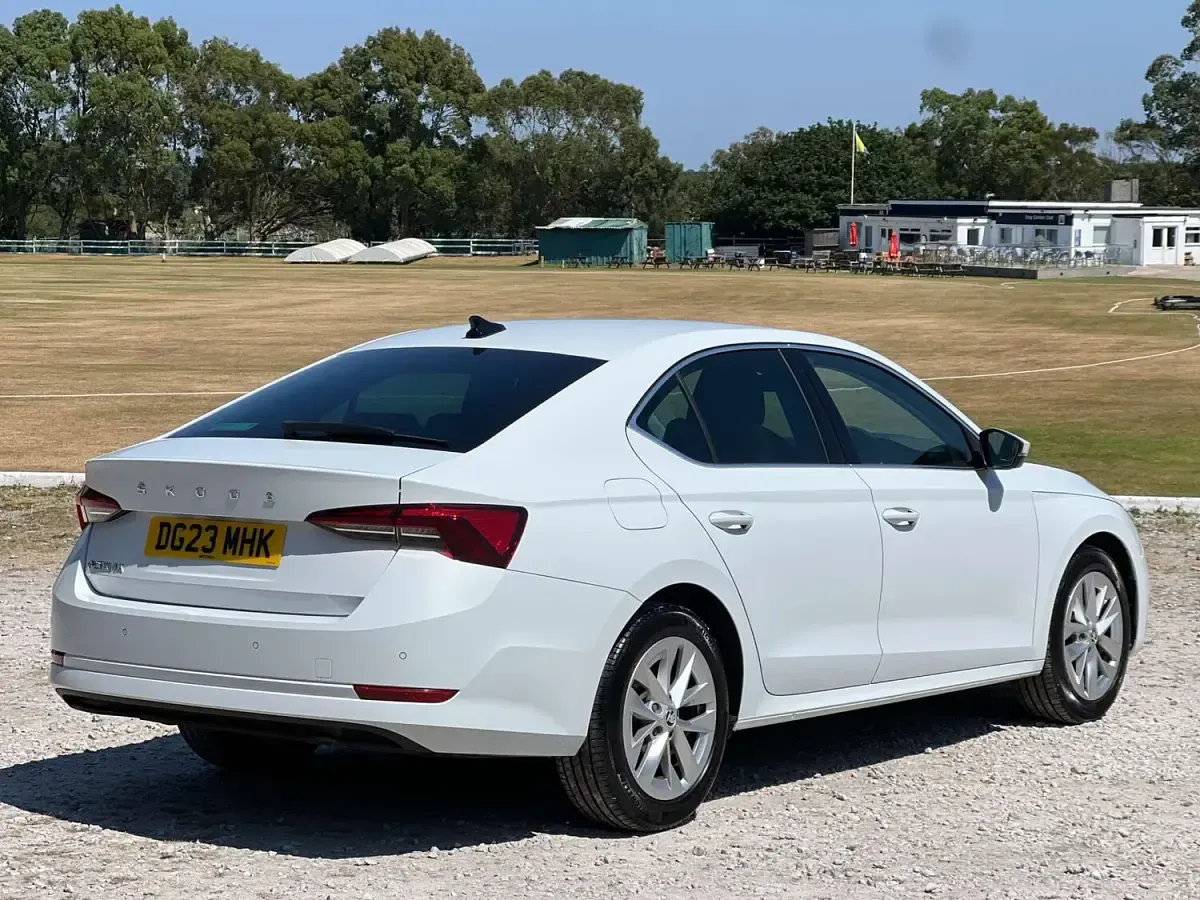 Used Skoda Octavia SE L 150 HP (110 kW) 2023 White Hatchback
