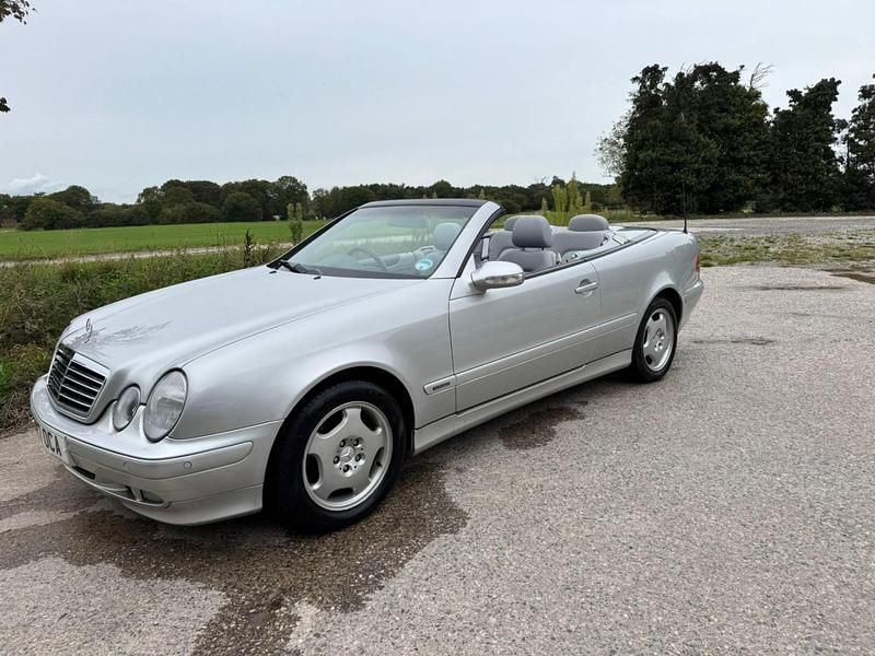 Silver Used 2000 Mercedes CLK230 Elegance | £6,500 - Image 1/4