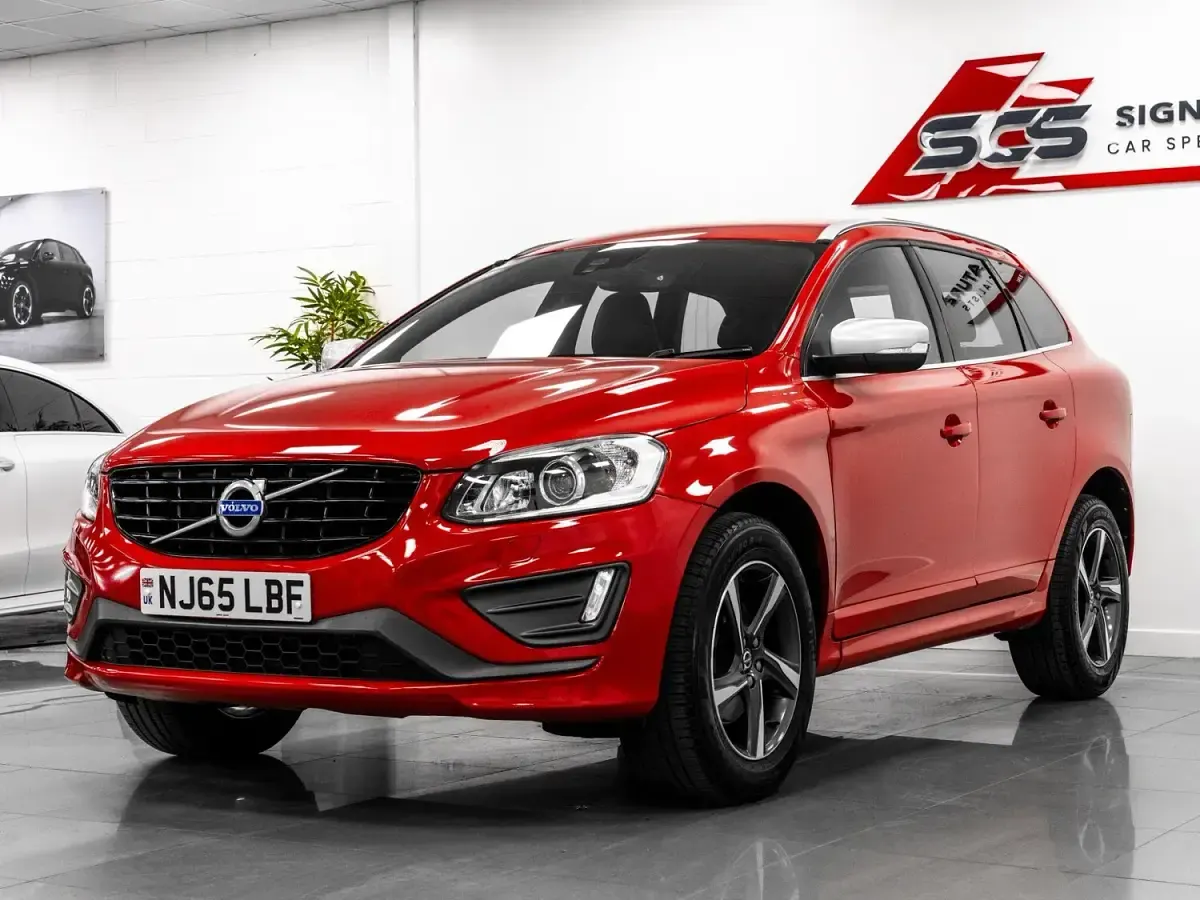Used Volvo XC60 R-Design 190 HP (139 kW) 2015 Red SUV