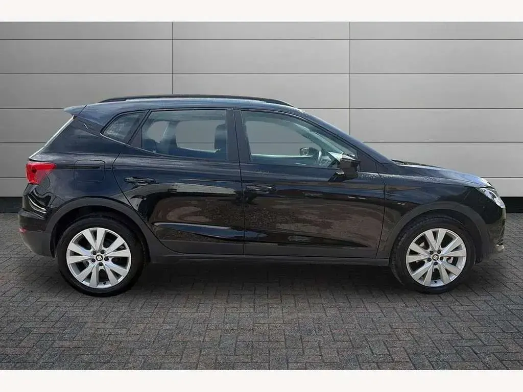 Used Seat Arona SE Technology 95 HP (69 kW) 2021 Black SUV