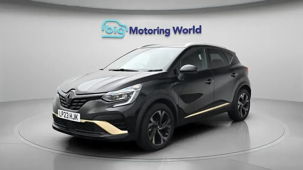Used Renault Captur Engineered 145 HP (106 kW) 2023 Black SUV