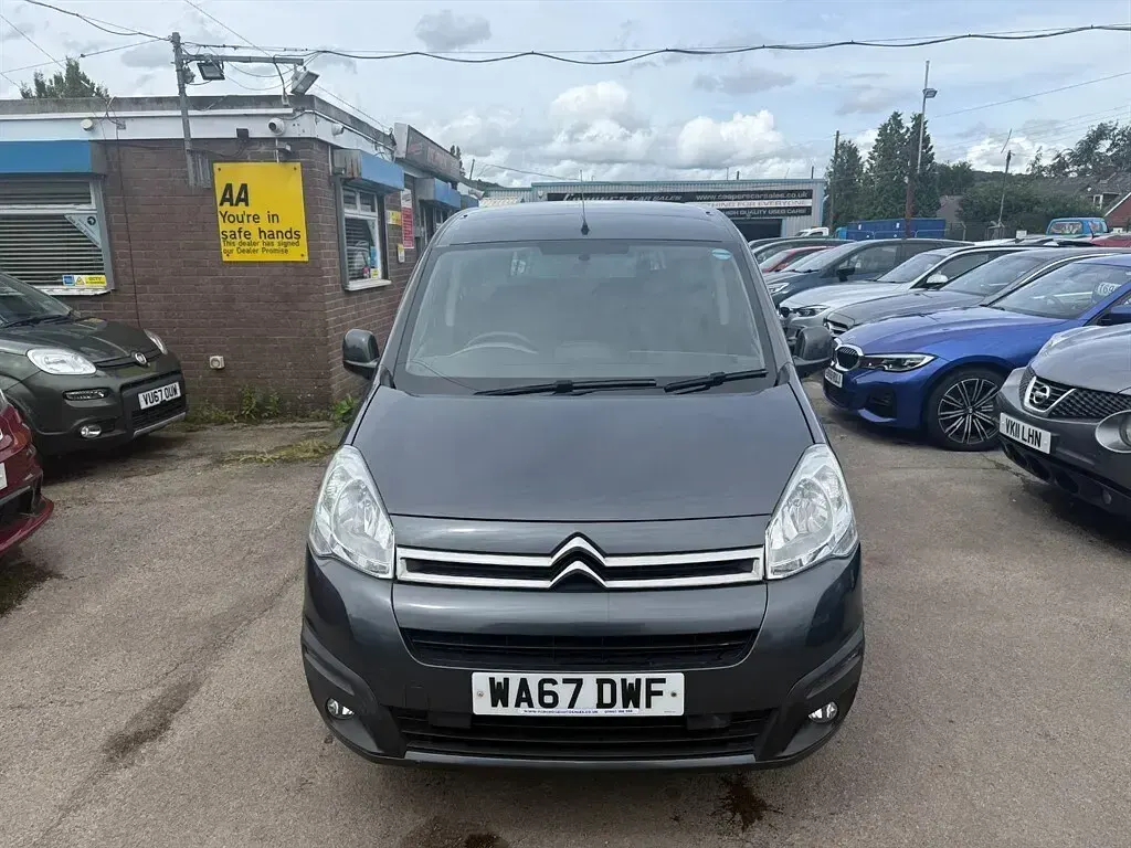 Used Citroën Berlingo Feel 2018 Grey MPV