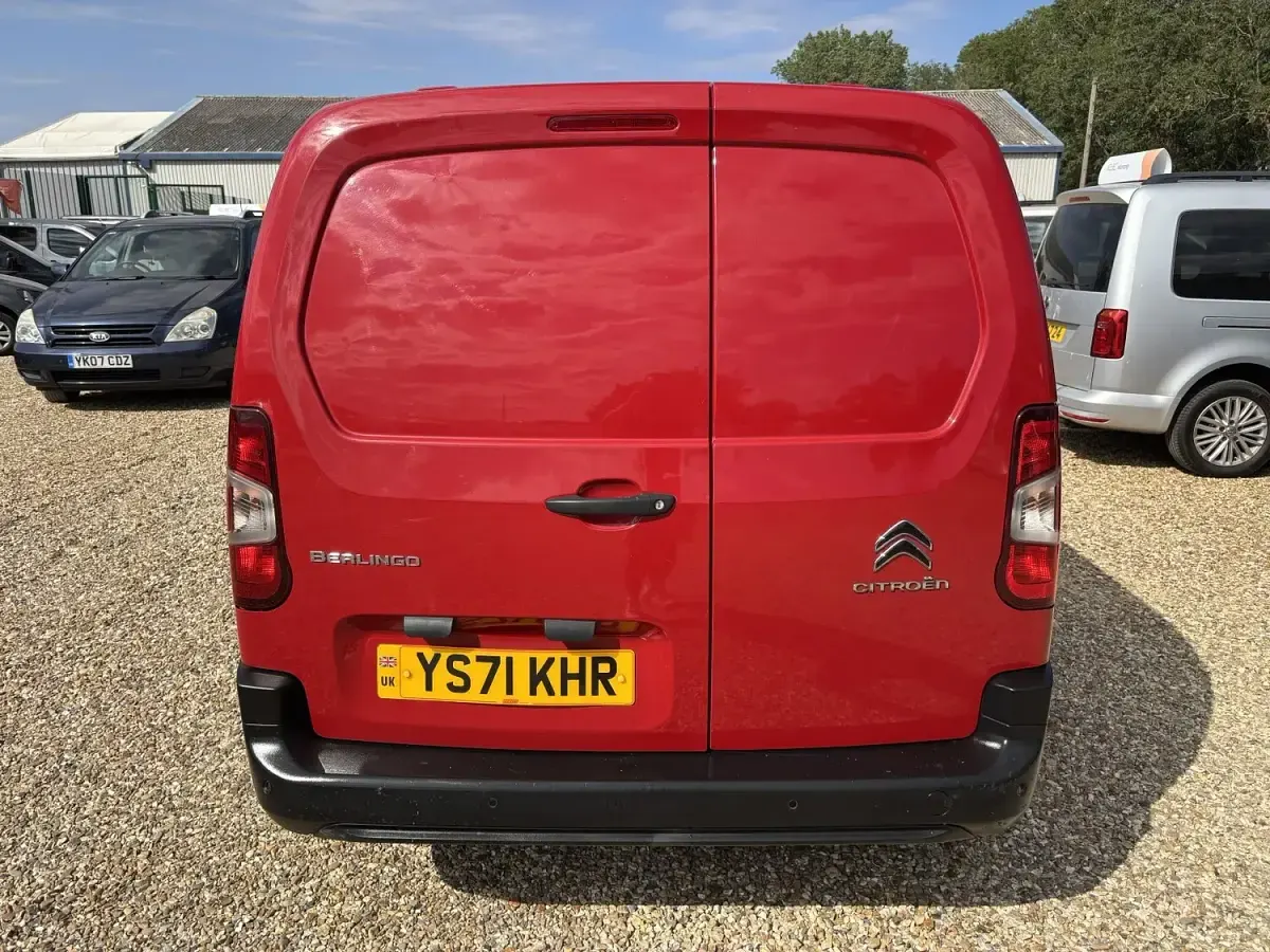 Used Citroën Berlingo 2022 Red MPV