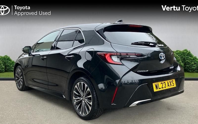 Used Toyota Corolla Design 140 HP (102 kW) 2026 Hatchback