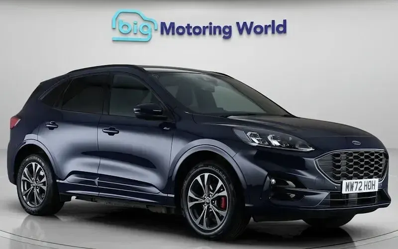 Usado Ford Kuga ST-Line 224 HP (164 kW) 2022 SUV
