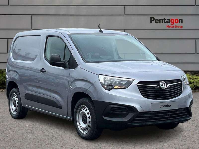Grey Used 2024 Vauxhall Combo MPV | £23,025 - Image 1/4