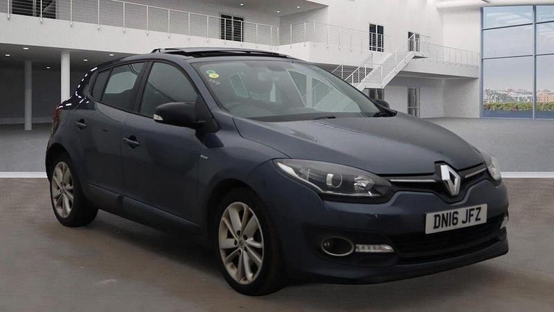 Grey Used 2016 Renault Mégane III LIMITED Hatchback | £3,250 (Good price) - Image 1/4