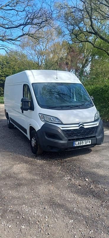 Usado Citroën Relay 140 HP (102 kW) 2020 Branco Van