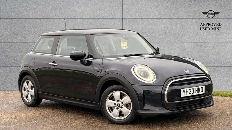 Black Used 2023 Mini Cooper Classic Hatchback | £17,100 (Good price) - Image 1/3