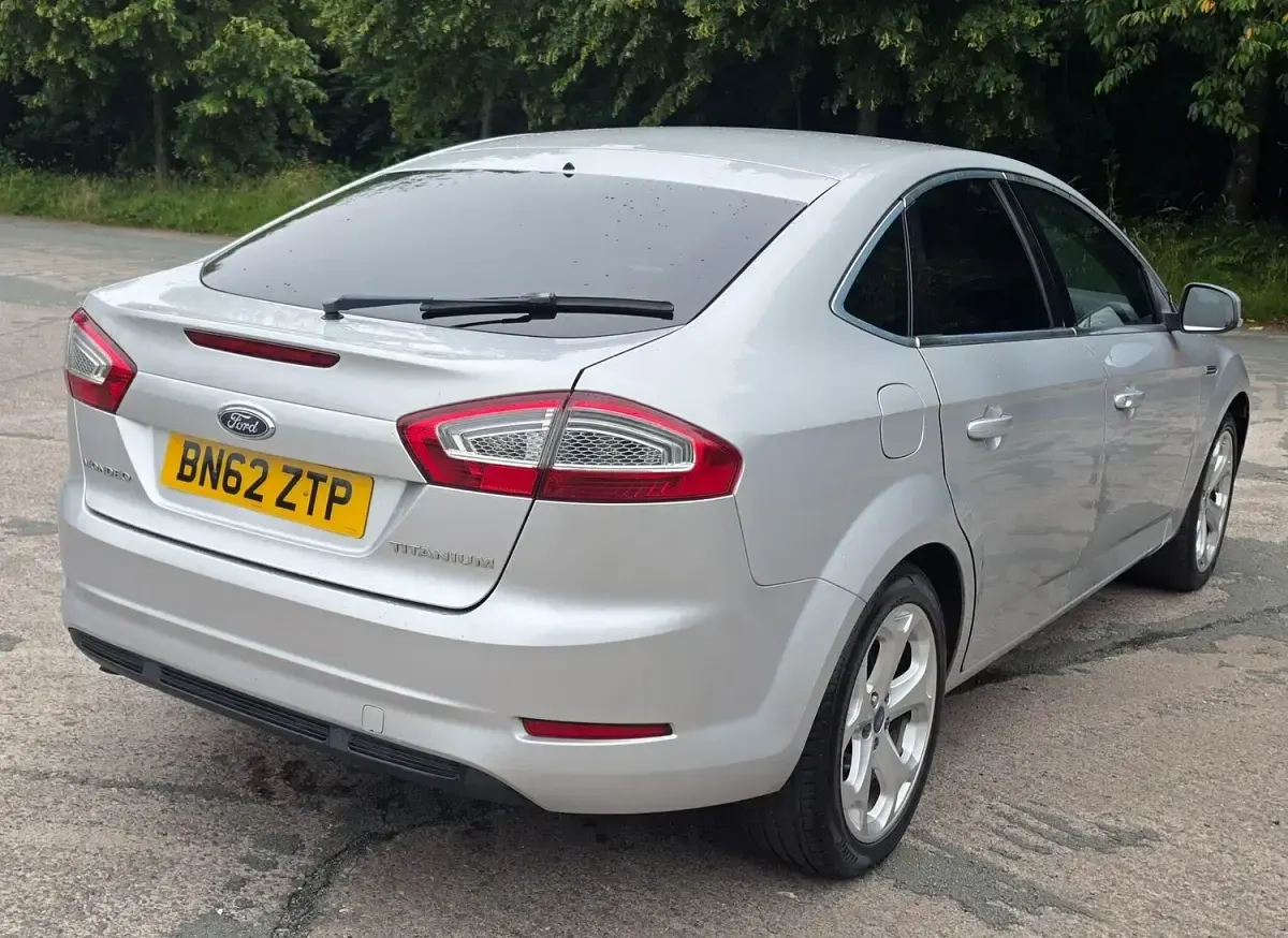 Used Ford Mondeo Titanium 2012 Silver Hatchback