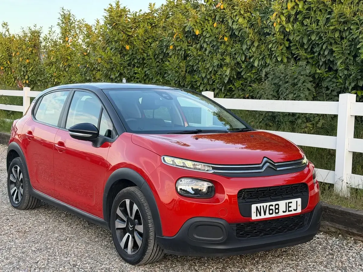 Used Citroën C3 Feel 2019 Orange Hatchback