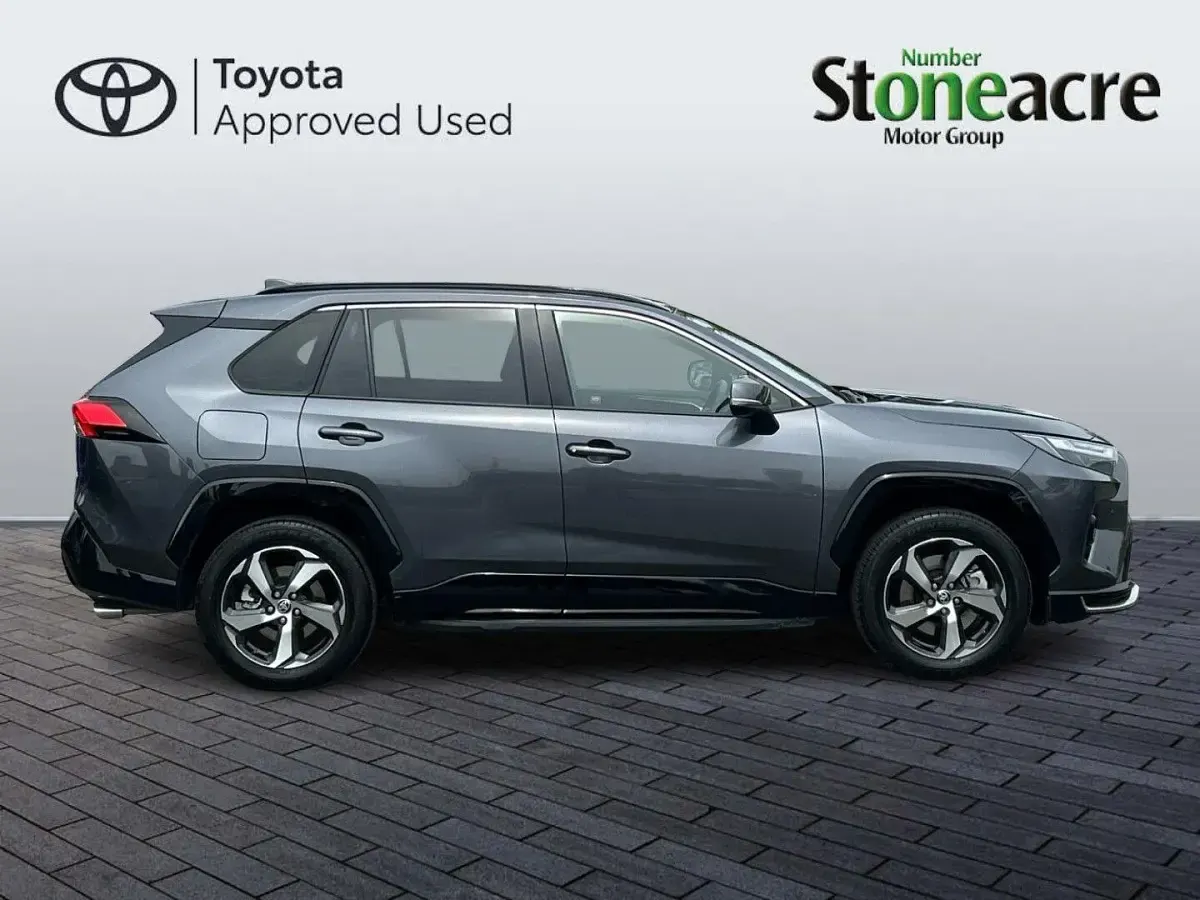 Used Toyota RAV4 Design 2026 Grey SUV