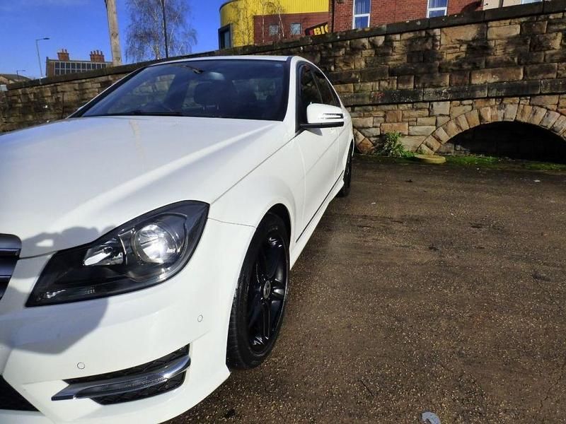 Used Mercedes C250 AMG 2013 White Sedan