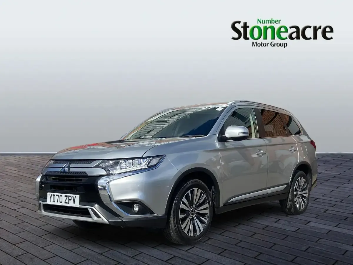 Used Mitsubishi Outlander 150 HP (110 kW) 2020 Silver SUV