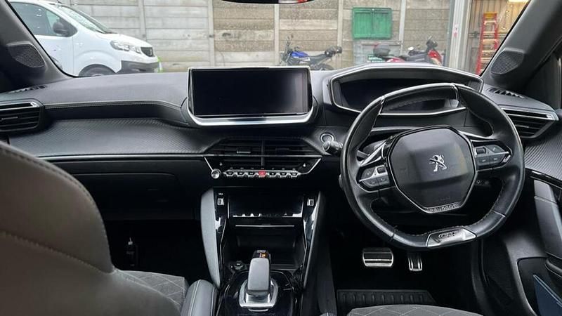 Used Peugeot e-208 Premium 98 kW (134 HP) 2021 Black Hatchback