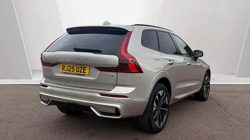 Used Volvo XC60 Ultra 449 HP (330 kW) 2025 Gold SUV