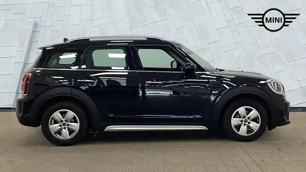 Used Mini Cooper Countryman Classic 134 HP (98 kW) 2023 Black SUV