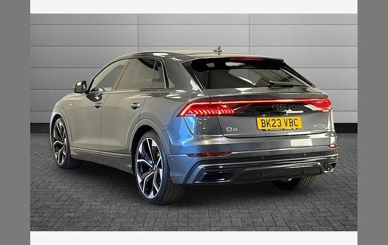 Used Audi Q8 S-Line 340 HP (250 kW) 2023 Grey SUV