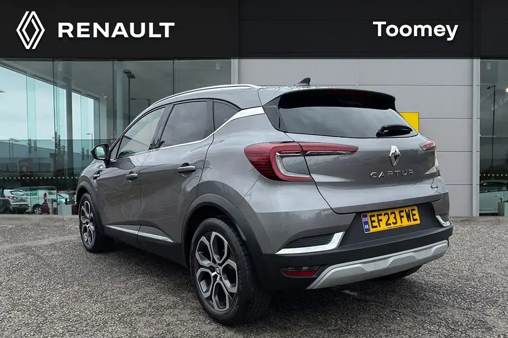 Used Renault Captur Techno 140 HP (102 kW) 2023 Grey SUV