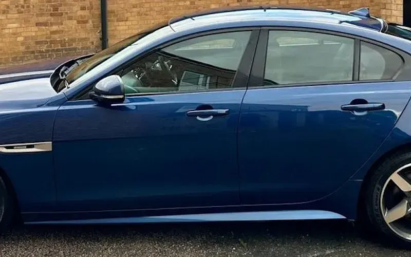 Used Jaguar XE R-Sport 179 HP (131 kW) 2015 Blue Sedan