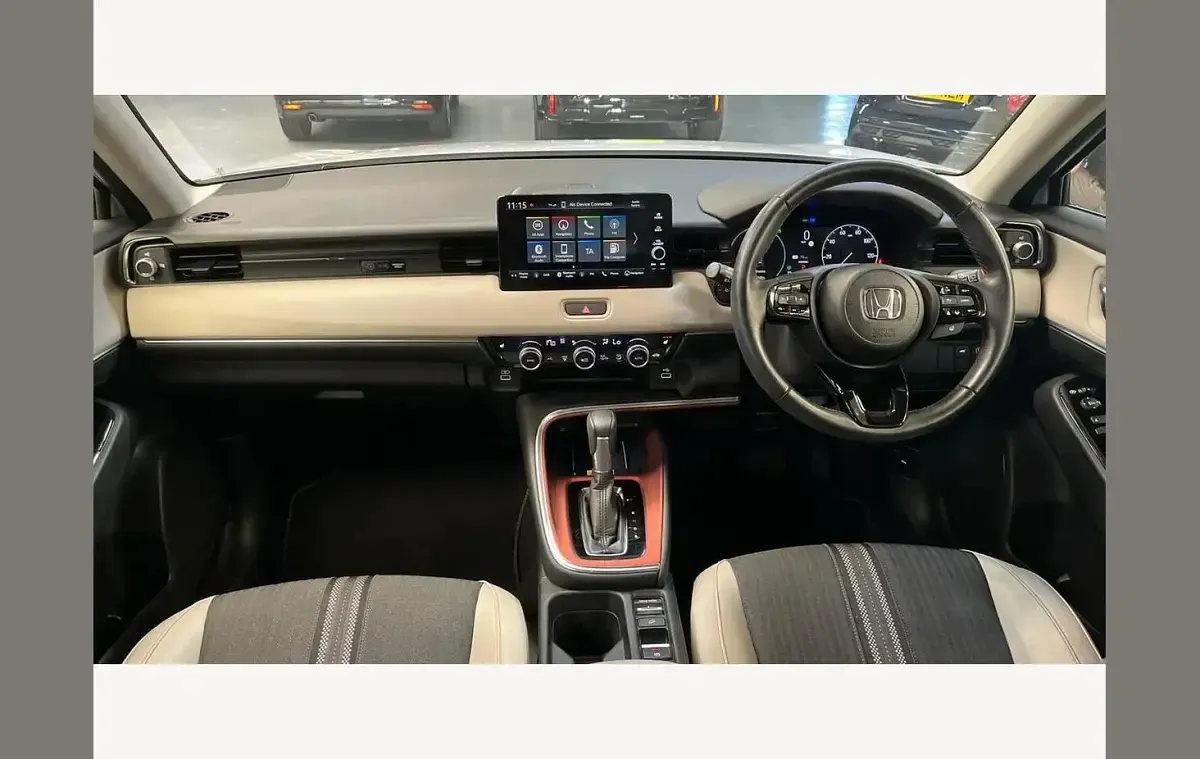 Used Honda HR-V Advance 131 HP (96 kW) 2023 White SUV