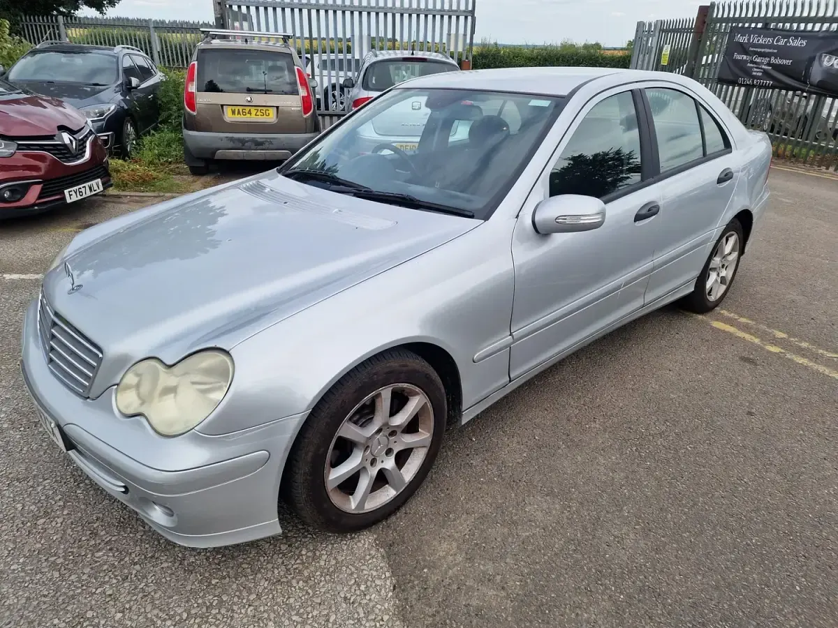 Used Mercedes C220 Classic 2007 Silver Sedan