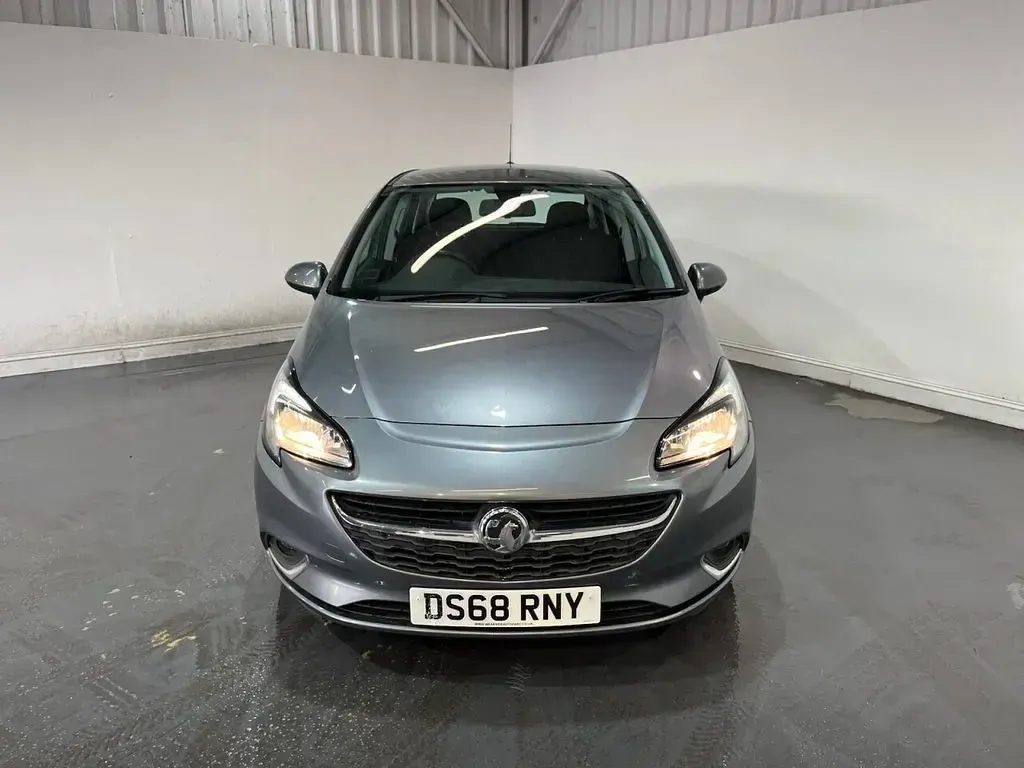 Used Vauxhall Corsa SRi 90 HP (66 kW) 2018 Grey Hatchback