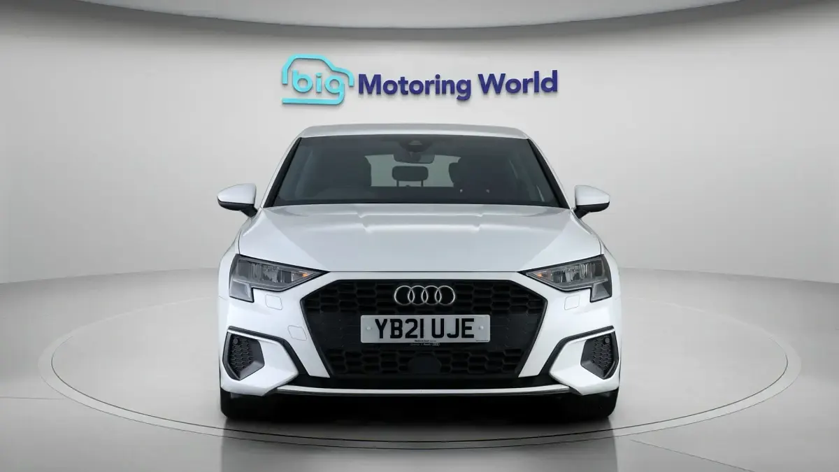 Begagnad Audi A3 109 HK (80 kW) 2021 Vit Sedan