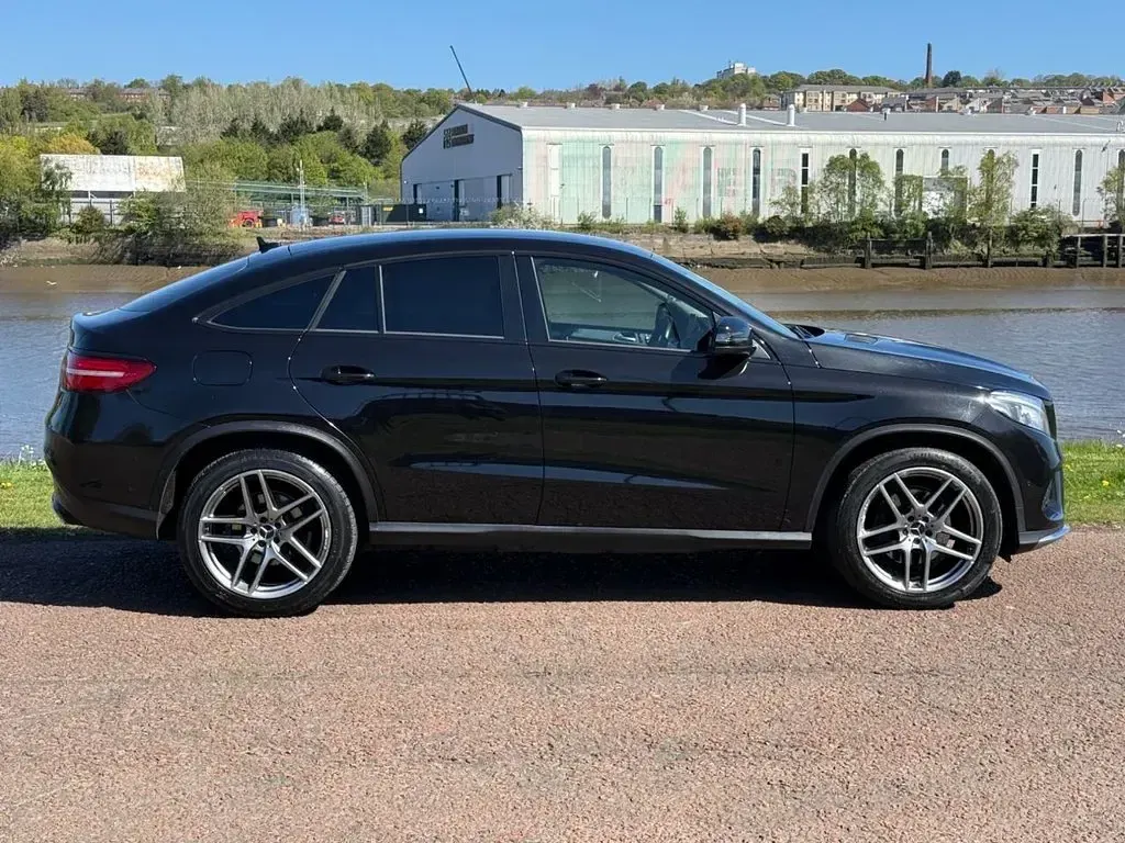 Used Mercedes GLE350 AMG line 2016 Black SUV