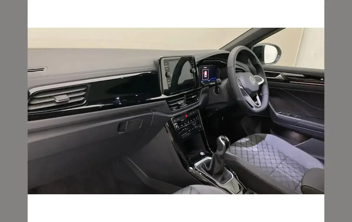 New VW T-Roc Black Edition 150 HP (110 kW) 2026 Other SUV