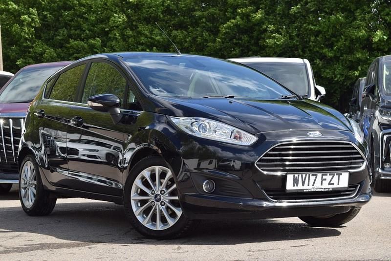 Used Ford Fiesta Titanium X 125 HP (91 kW) 2017 Black Hatchback
