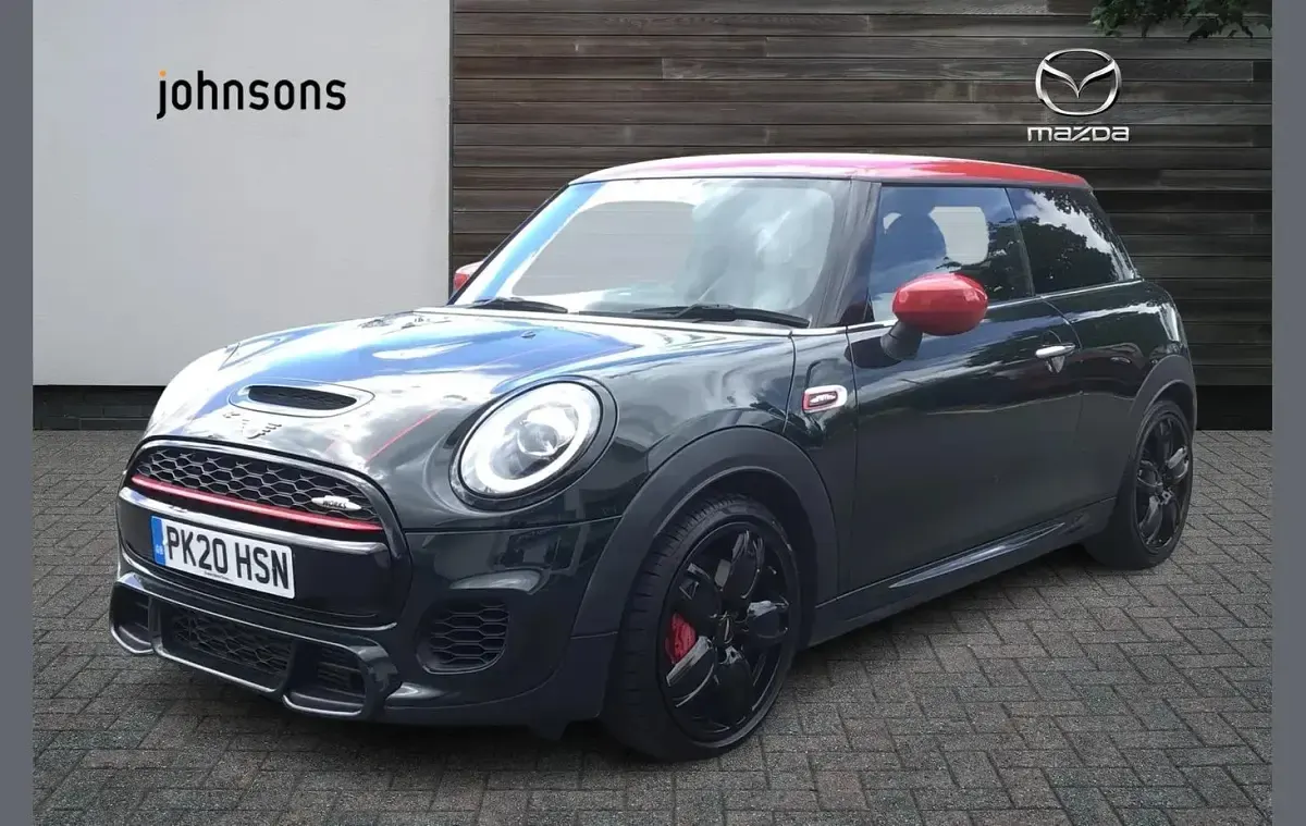 Used Mini John Cooper Works 228 HP (167 kW) 2020 Green Hatchback