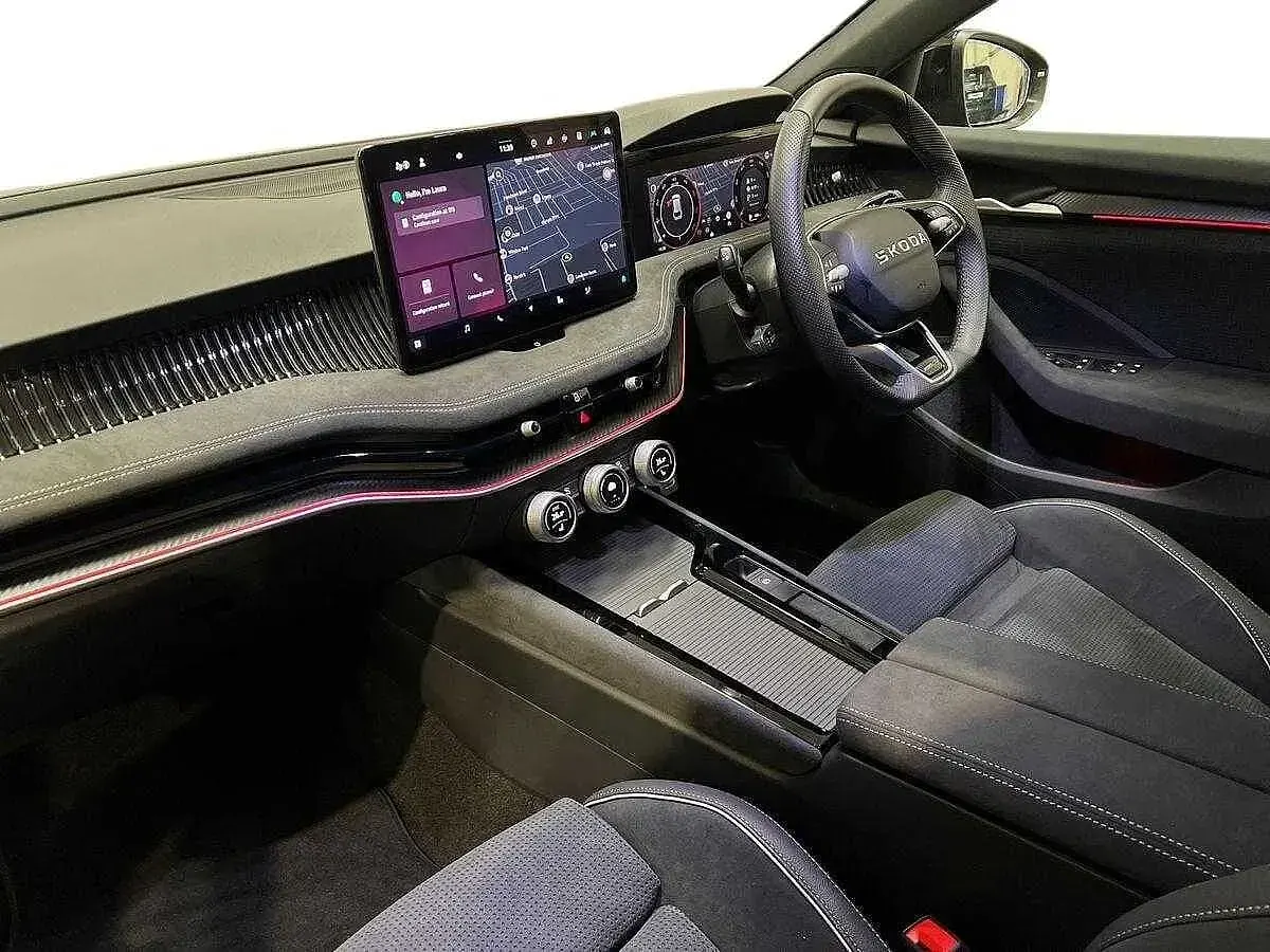 New Skoda Superb SportLine 110 HP (80 kW) 2026 Midnight black metallic Estate