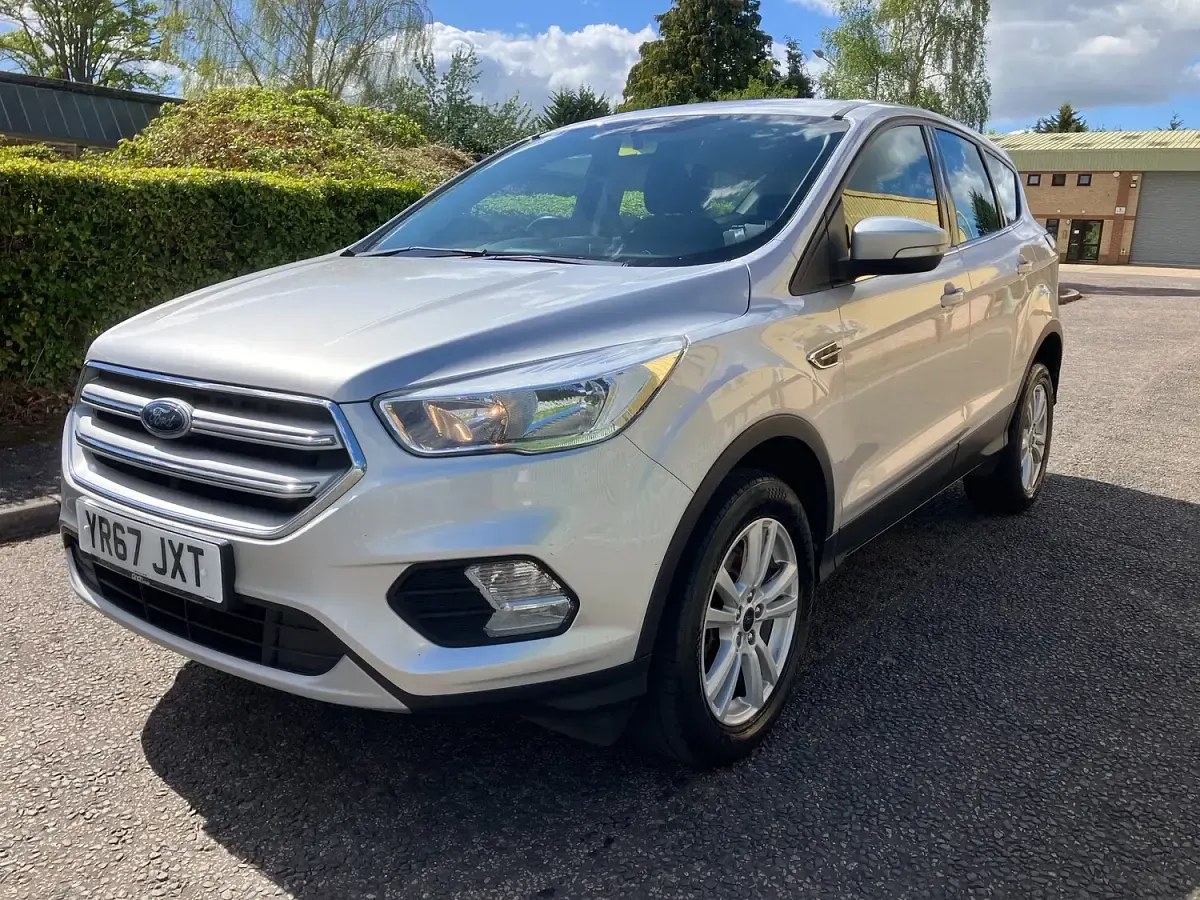 Used Ford Kuga Zetec 120 HP (88 kW) 2017 Silver SUV